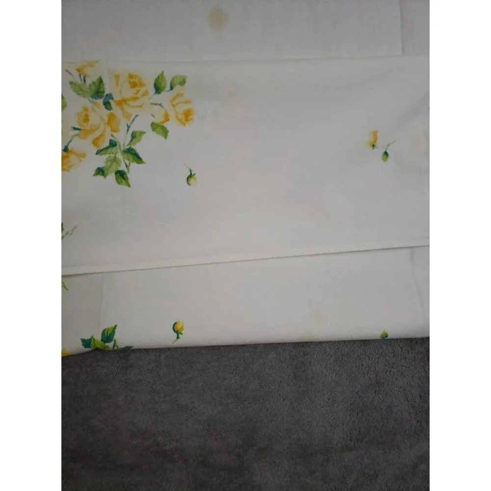 VTG Cloth Tablecloth Yellow Cabbage Rose Rectangle 54